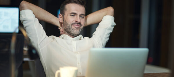 Vibe Working / entspanntes Arbeiten (Bild: Magnific)
